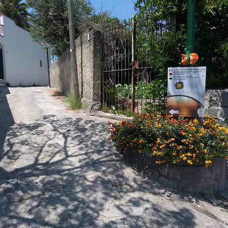 アパートホテル Giardino Del Sole 4*