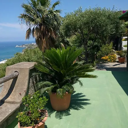 アパートホテル Giardino Del Sole 4*