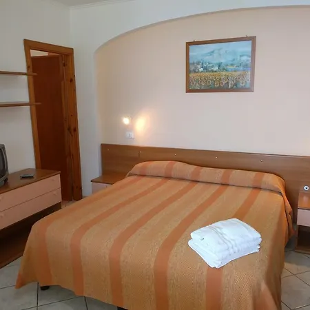 Aparthotel Giardino Del Sole