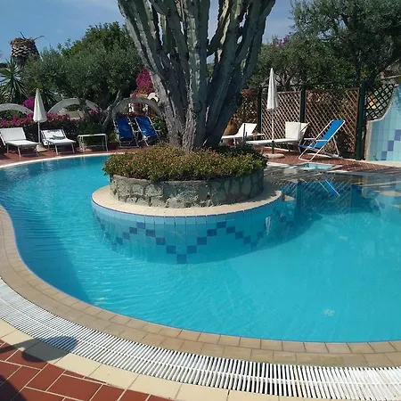 Giardino Del Sole アパートホテル 4*