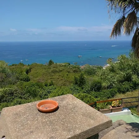 Giardino Del Sole アパートホテル 4*